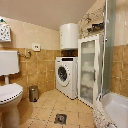 Διαμέρισμα Majer - One-bedroom With Balcony *